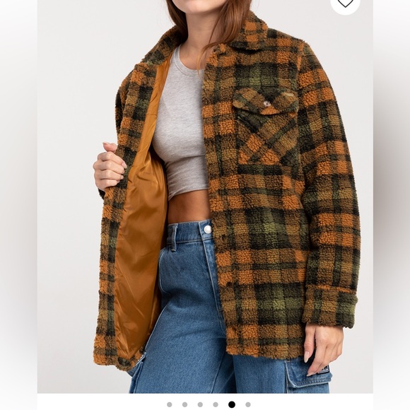 Volcom oversized Sherpa jacket size XS - Picture 4 of 7